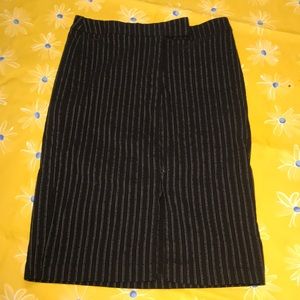 Black and white striped pencil skirt